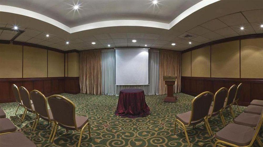 Hotel Crowne Plaza San Pedro Sula Extérieur photo