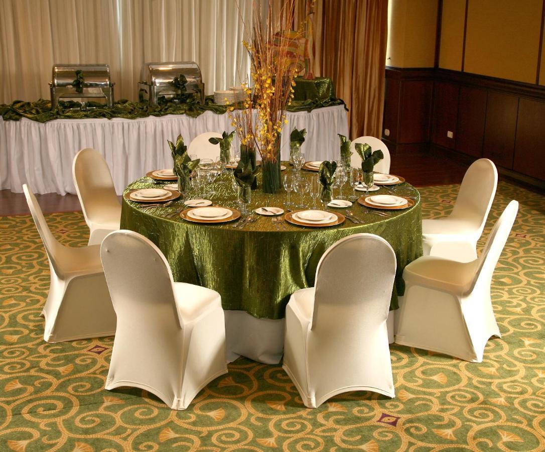 Hotel Crowne Plaza San Pedro Sula Extérieur photo